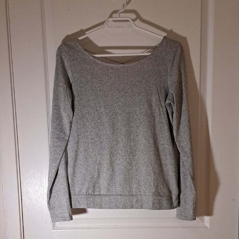 163- Dynamite Heather Gray Knit Top With Backless Chain Detail